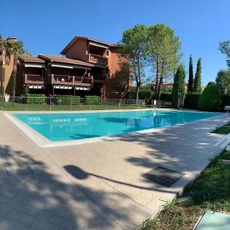 Vakantiehuis Marta Sirmione