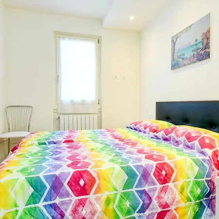 Marta Holiday home Sirmione